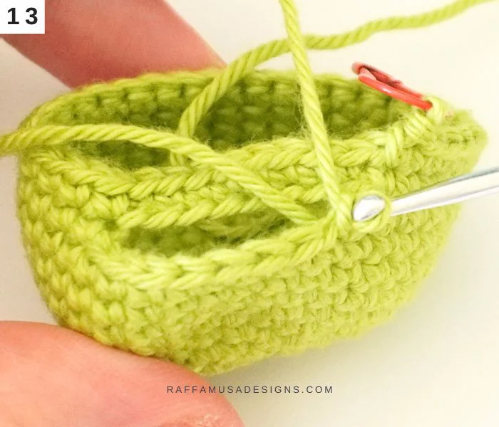 Assembly of Dinosaur Baby Rattle - Step 13 - RaffamusaDesigns