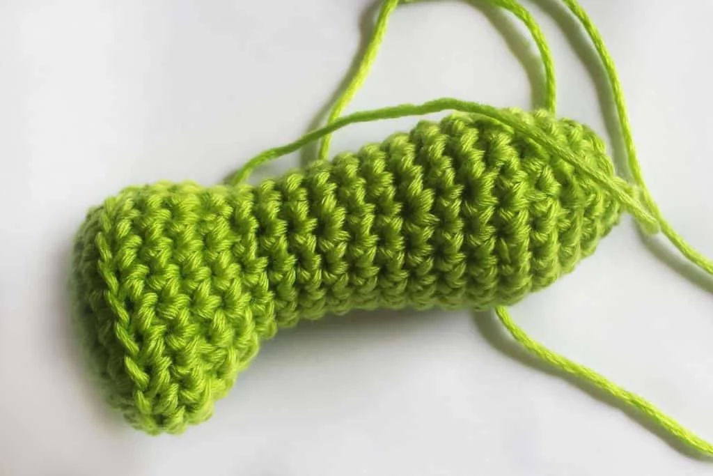 crochet frog leg