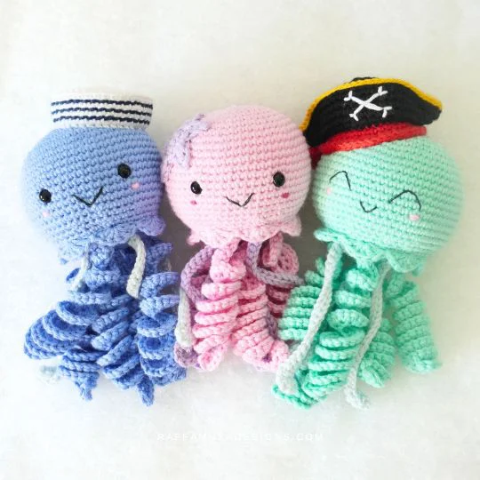 Crochet Jellyfish Amigurumi - Raffamusa Designs