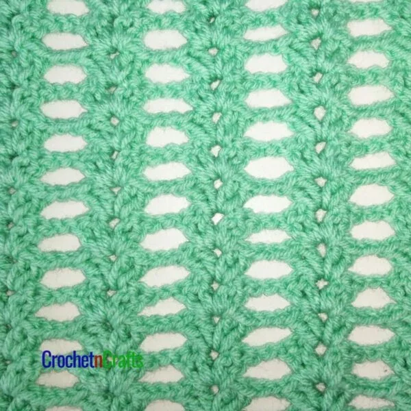 Lacy Double V-Stitch Crochet Lapghan Up 'Close