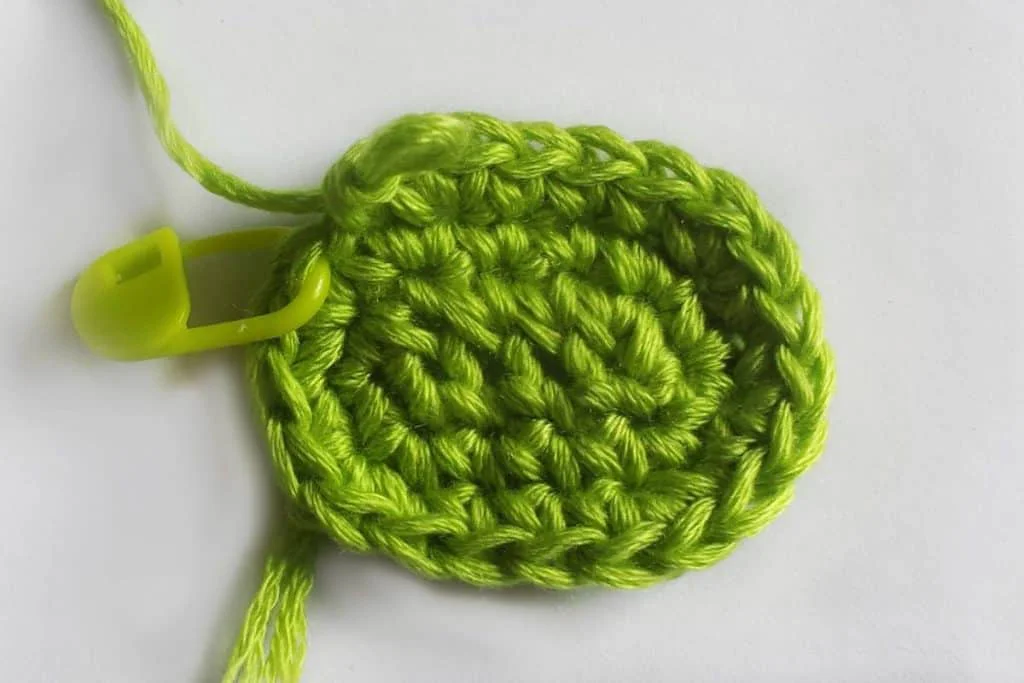 crochet frog tutorial
